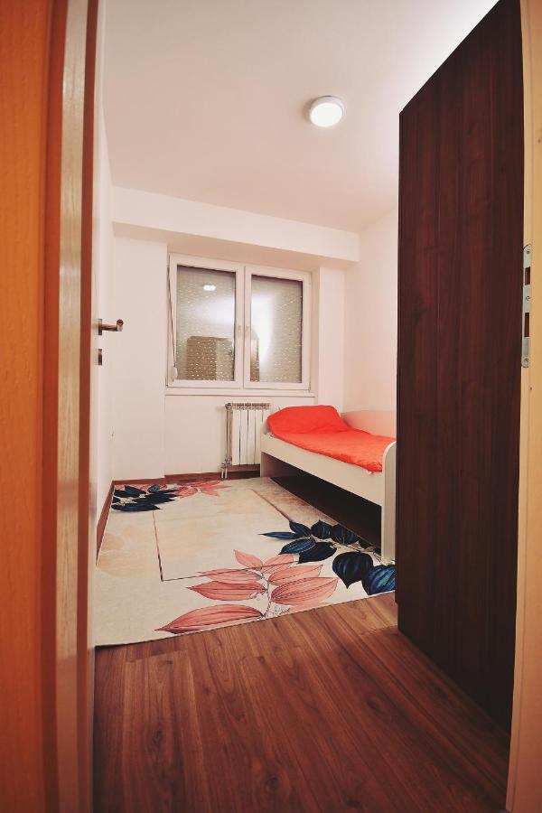 Skopje Apartments Near Central Bus Station Jk Apartments Dış mekan fotoğraf